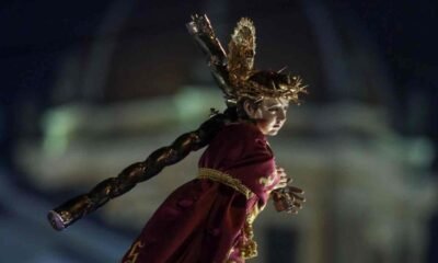 Viacrucis del Niño Nazareno de la Demanda de la iglesia La Merced, zona 1